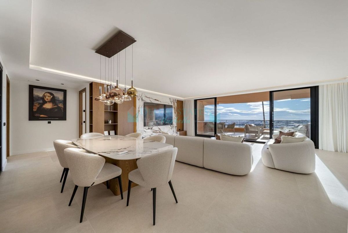 Apartment for sale in Nueva Andalucia