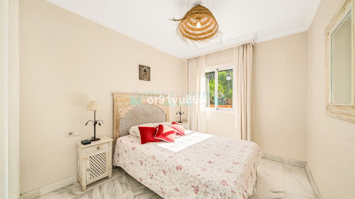 Ground Floor Apartment for sale in Marbella Golden Mile