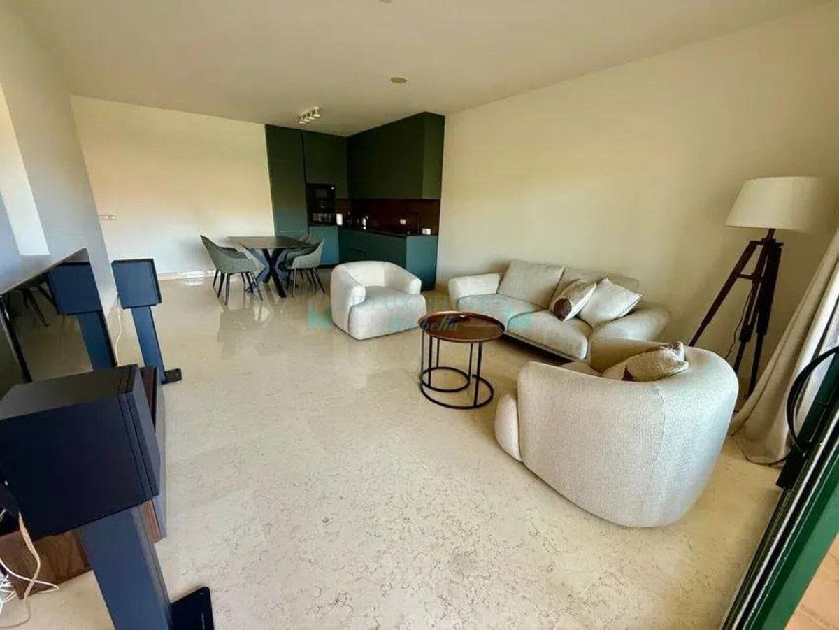 Apartment for sale in Benahavis