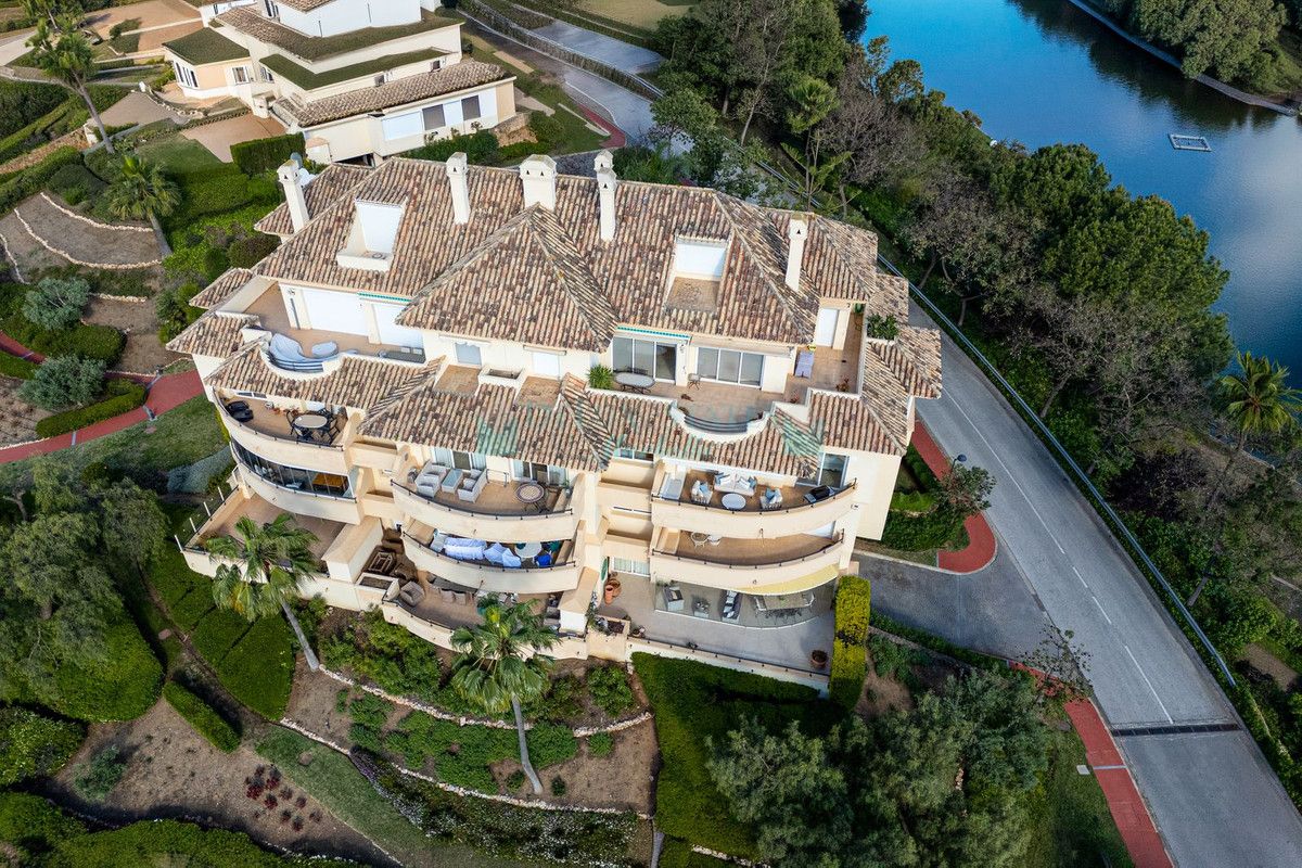 Apartment for sale in Elviria, Marbella East