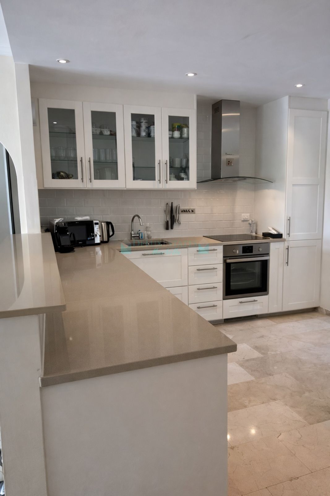 Penthouse for sale in Costalita, Estepona