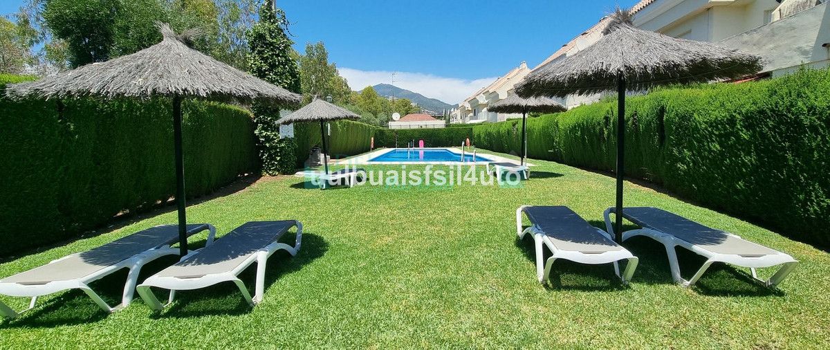 Town House for rent in Nueva Andalucia