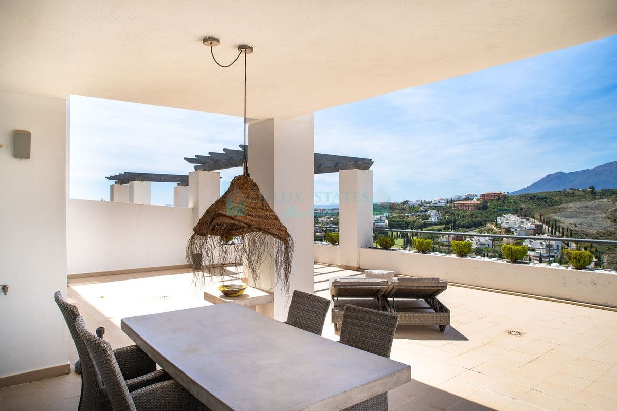 Apartment for sale in Los Flamingos, Benahavis