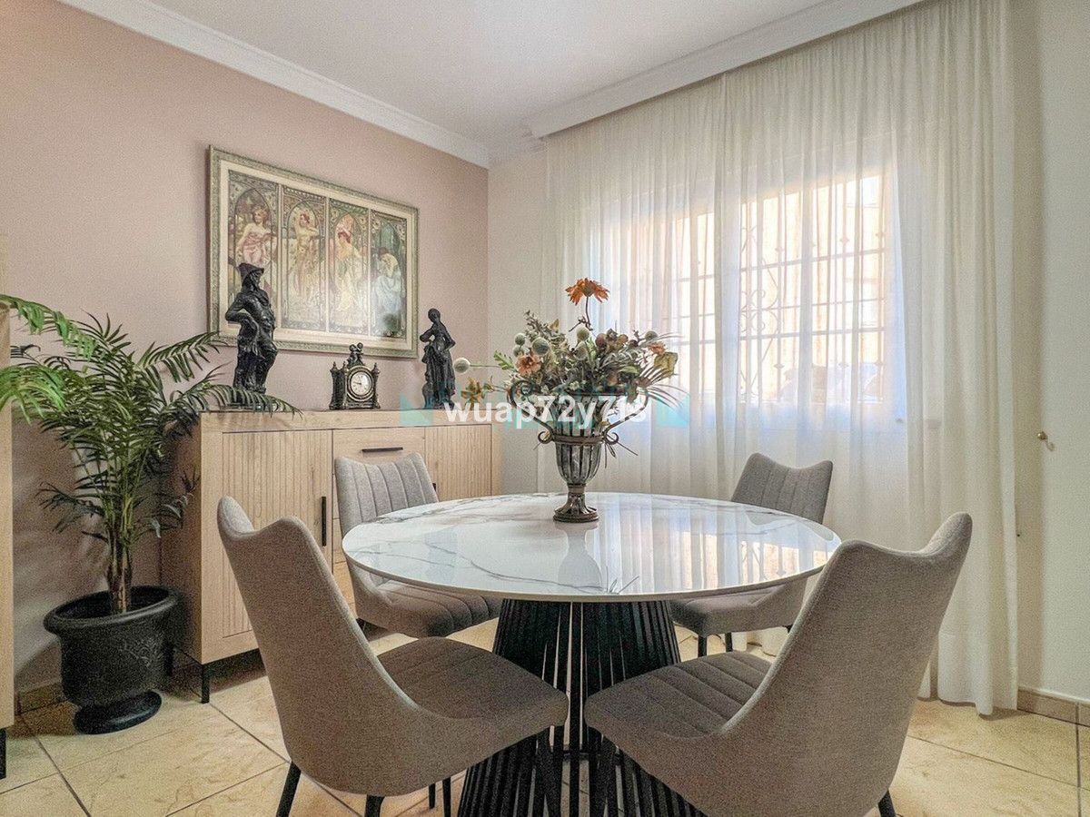 Semi Detached Villa for sale in Estepona