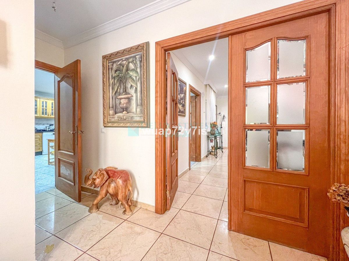 Semi Detached Villa for sale in Estepona