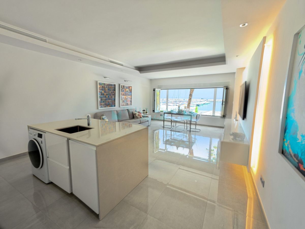 Apartment for sale in Marbella - Puerto Banus