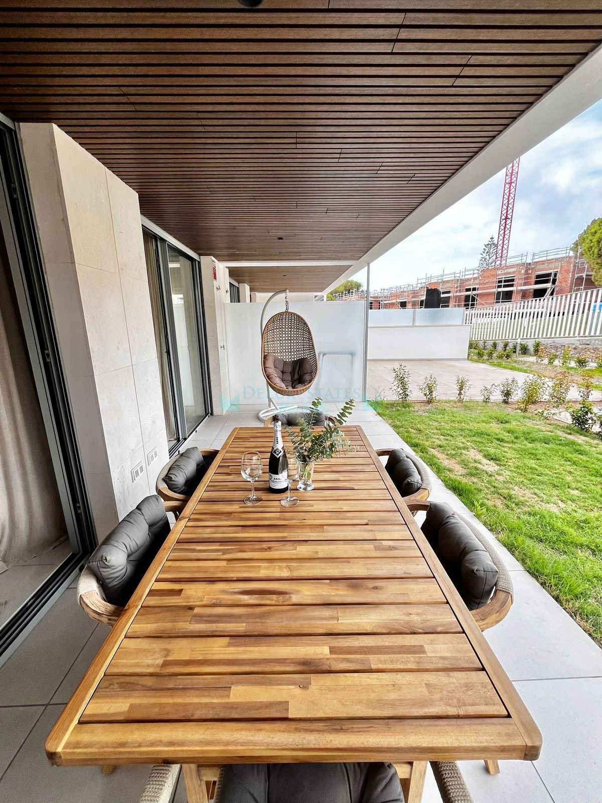 Ground Floor Apartment for sale in Elviria, Marbella East