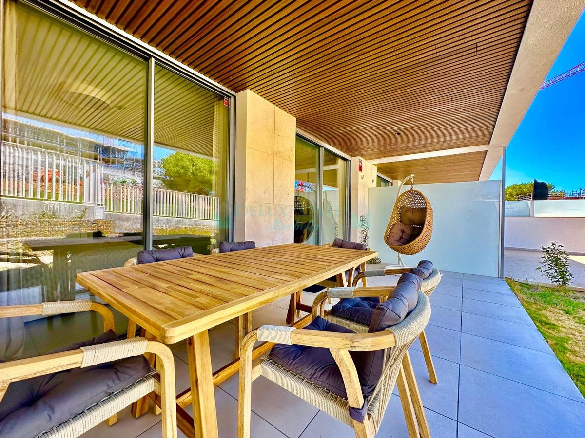 Ground Floor Apartment for sale in Elviria, Marbella East