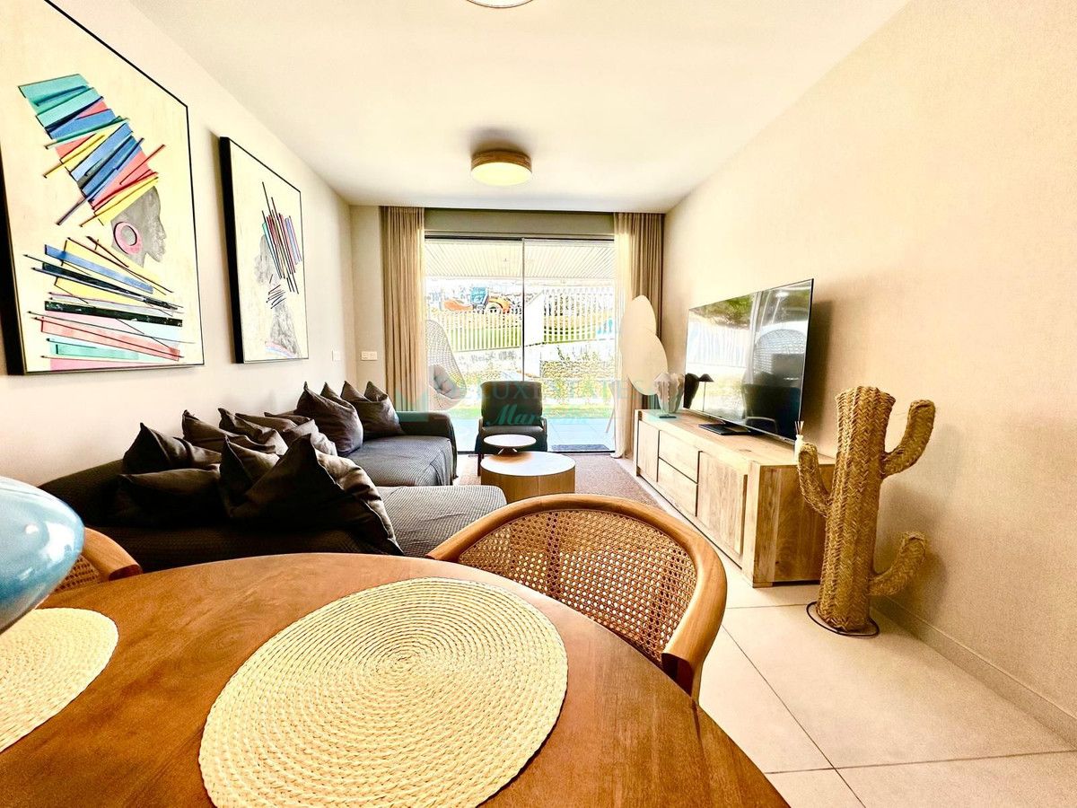 Ground Floor Apartment for sale in Elviria, Marbella East