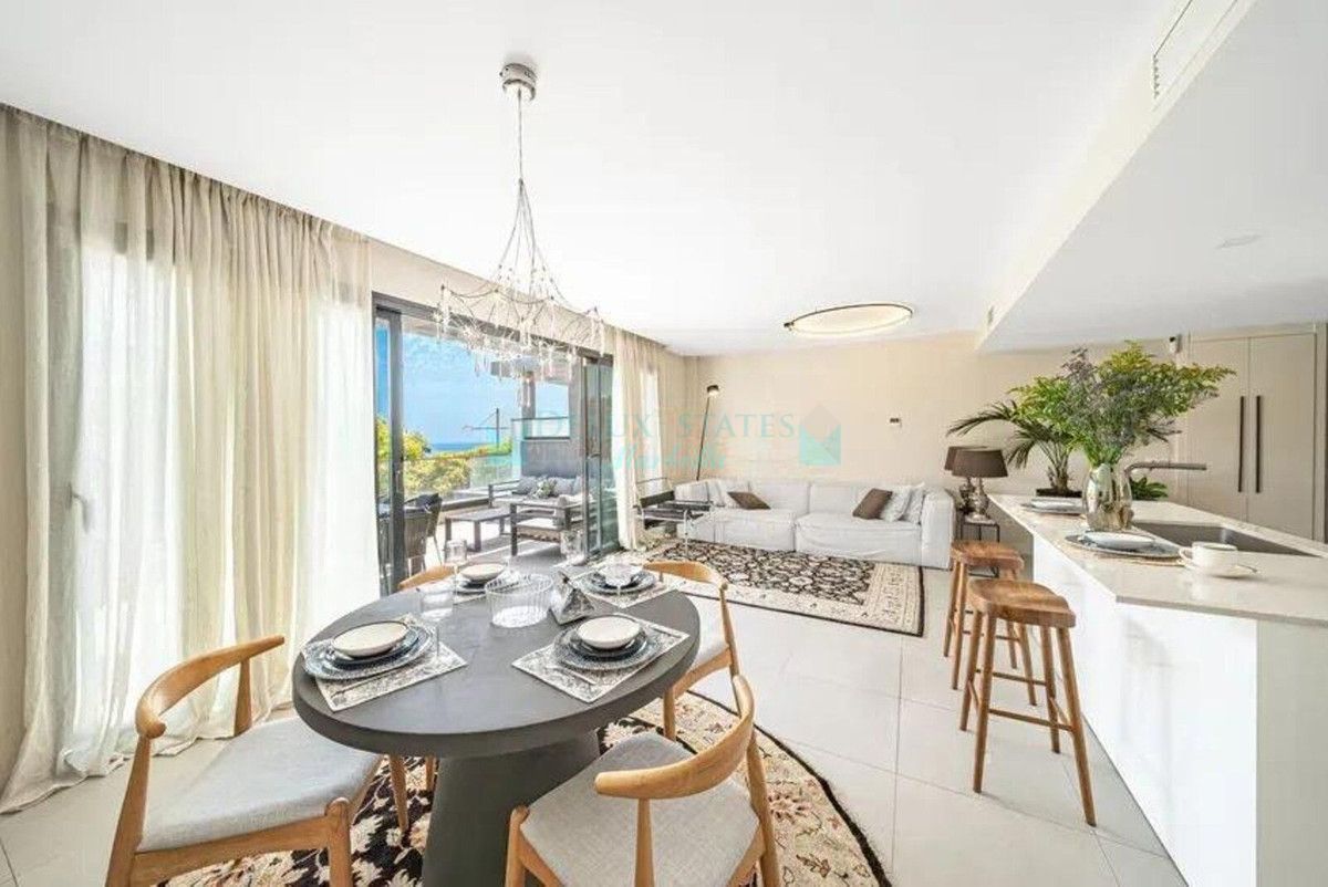 Apartment for sale in Estepona