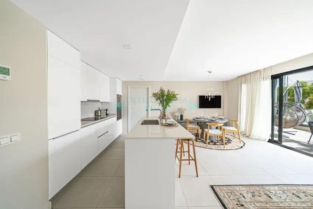 Apartment for sale in Estepona