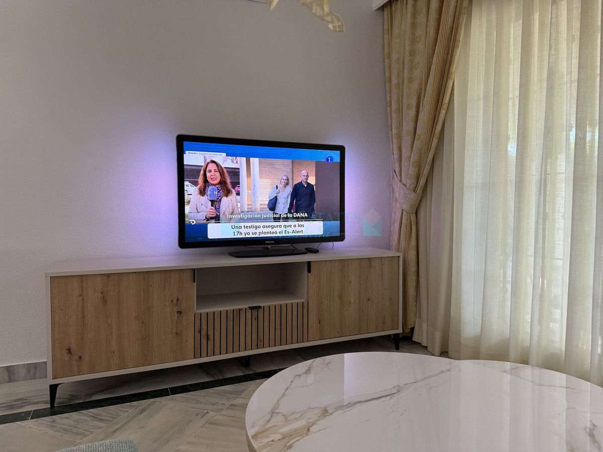 Ground Floor Apartment for sale in Marbella - Puerto Banus