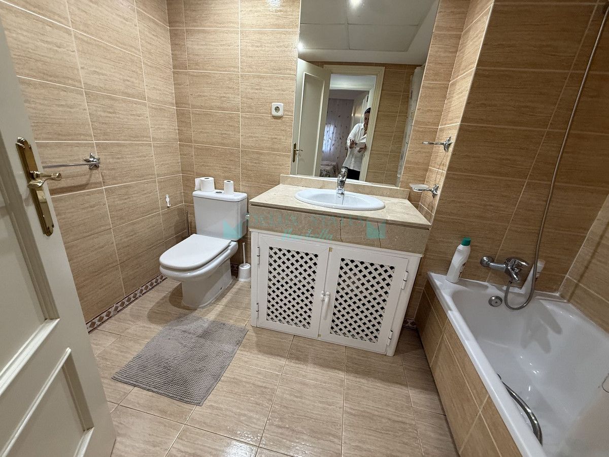 Ground Floor Apartment for sale in Marbella - Puerto Banus