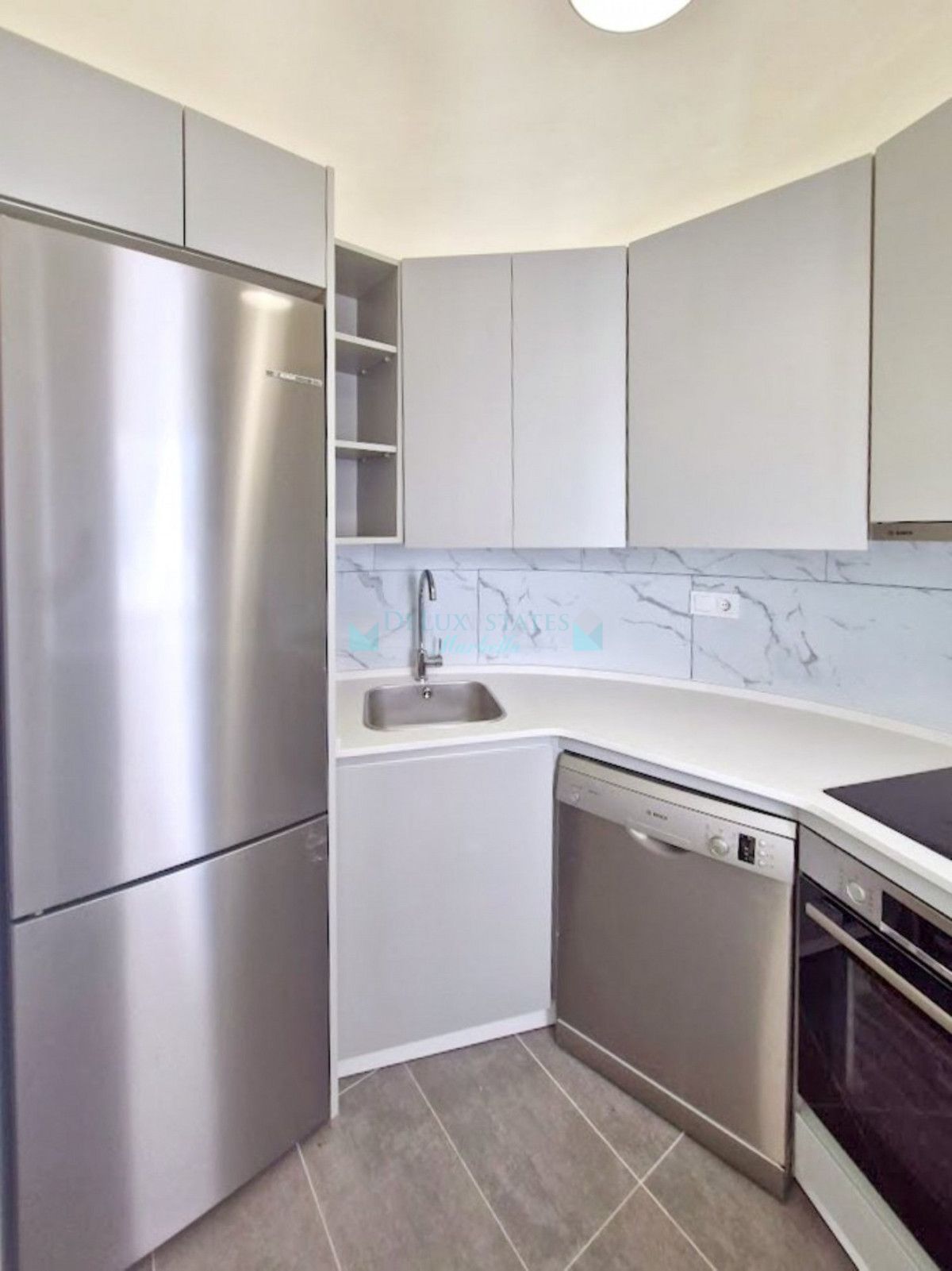 Apartment for sale in Estepona