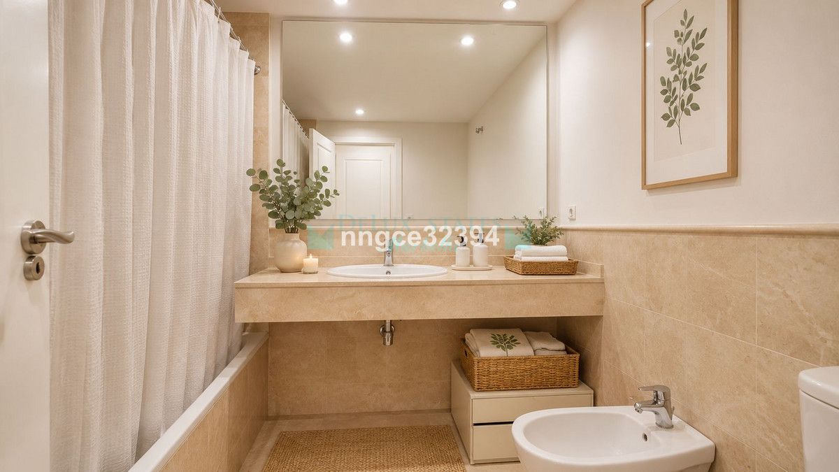 Ground Floor Apartment for sale in Nueva Andalucia