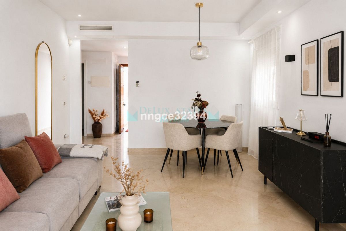 Ground Floor Apartment for sale in Nueva Andalucia