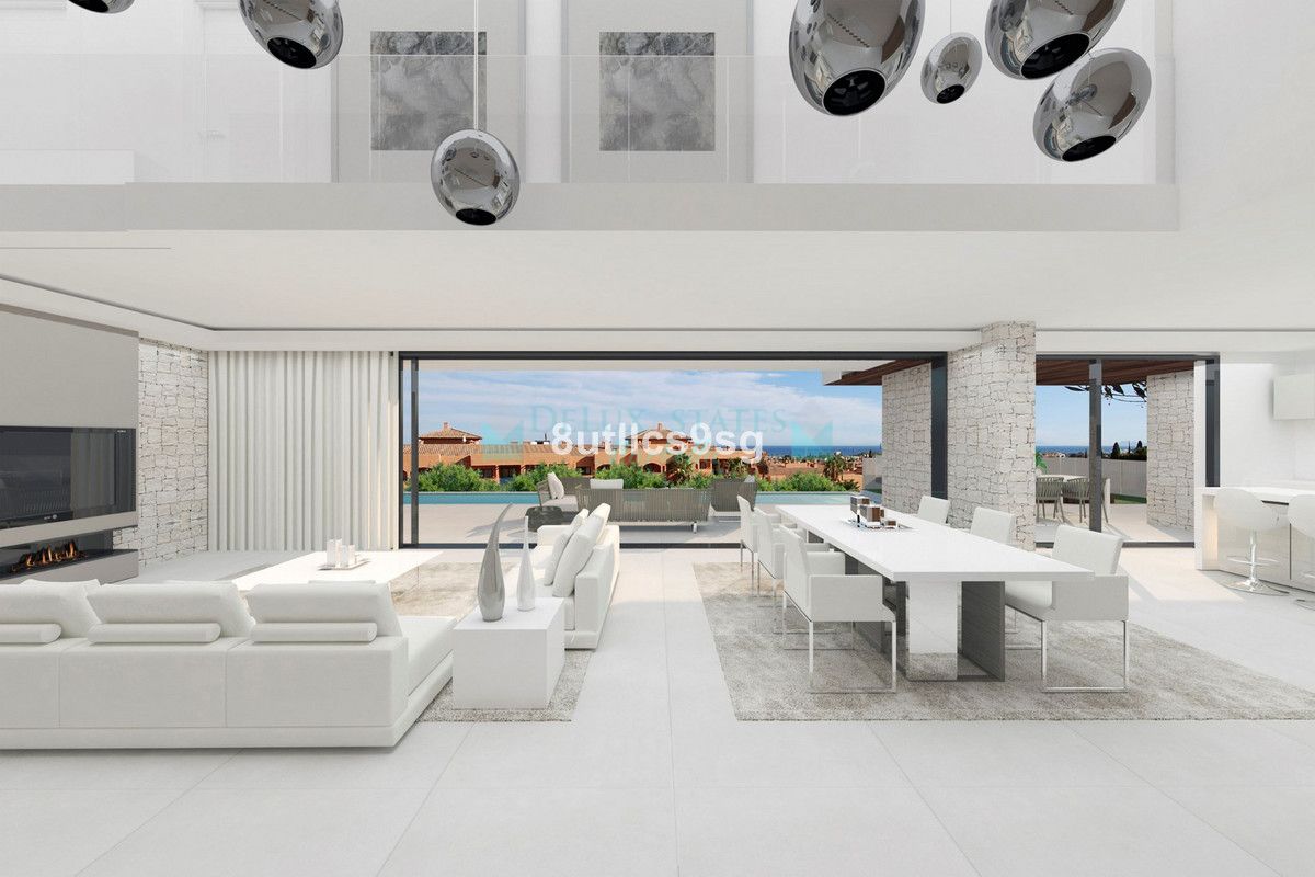 Villa for sale in Los Flamingos, Benahavis