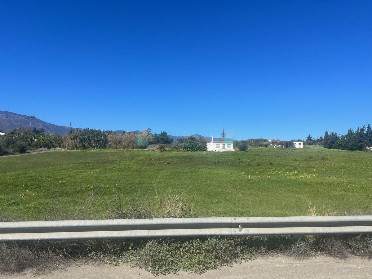 Industrial Land for sale in Estepona