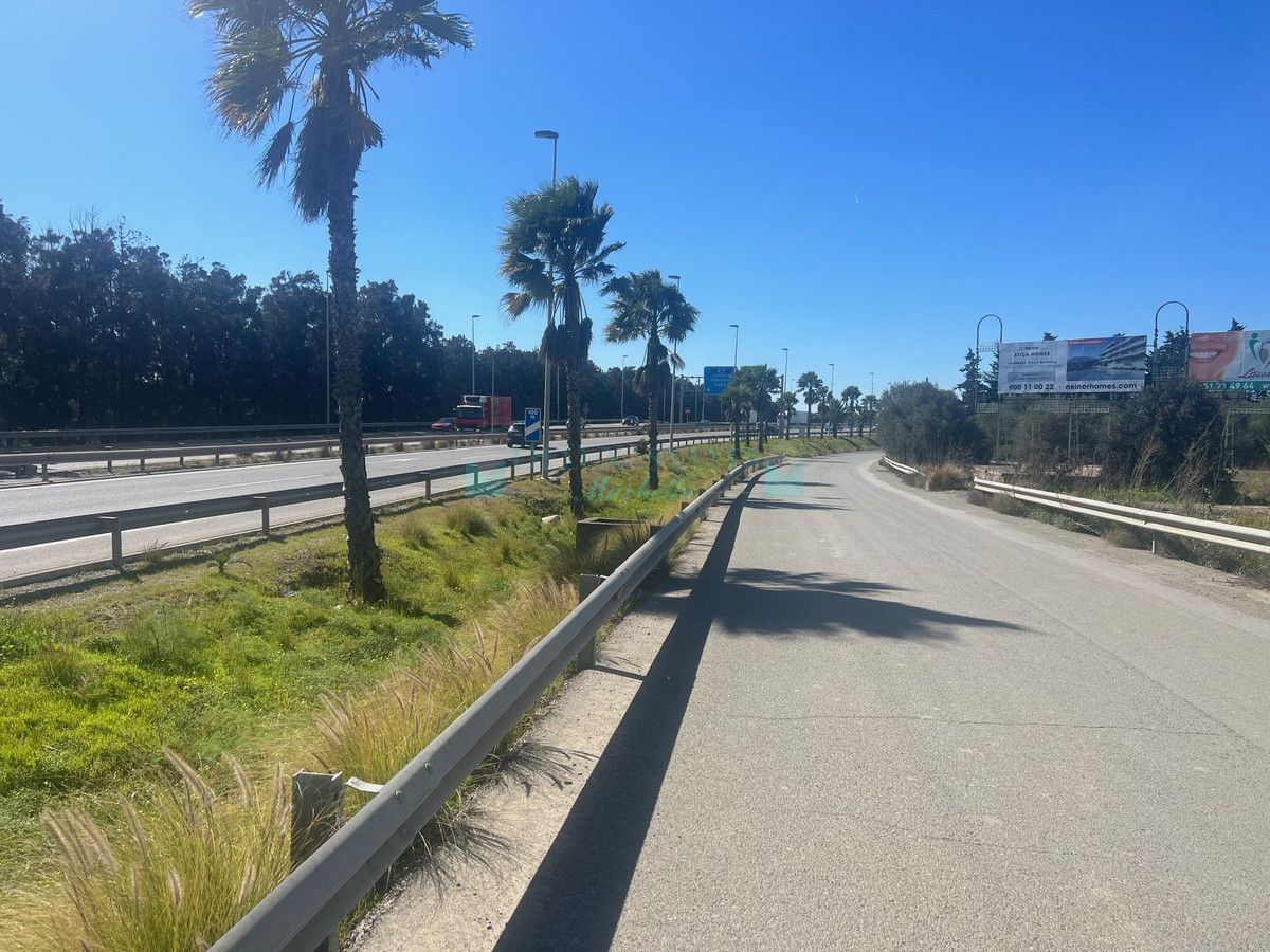 Industrial Land for sale in Estepona