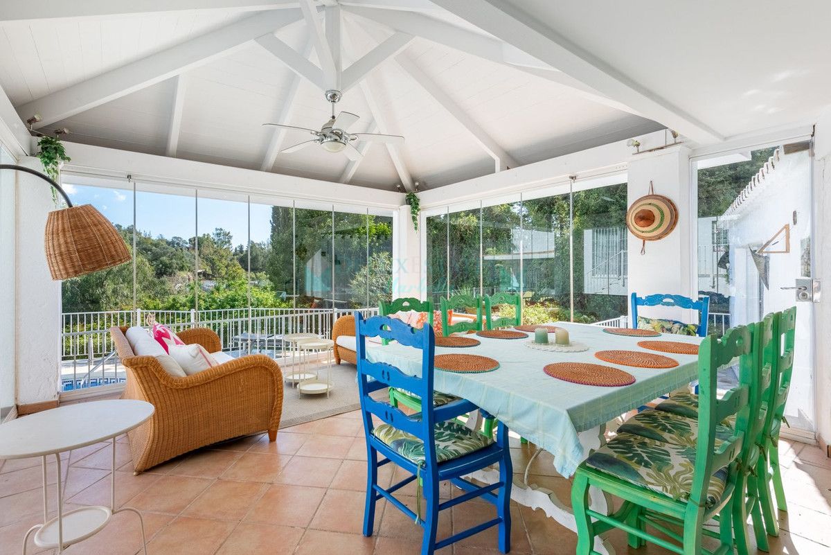Villa for sale in Benahavis