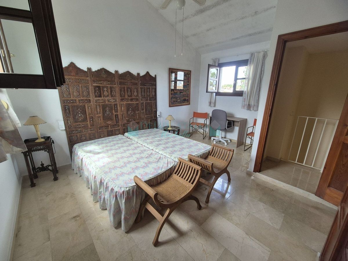 Town House for sale in Atalaya, Estepona