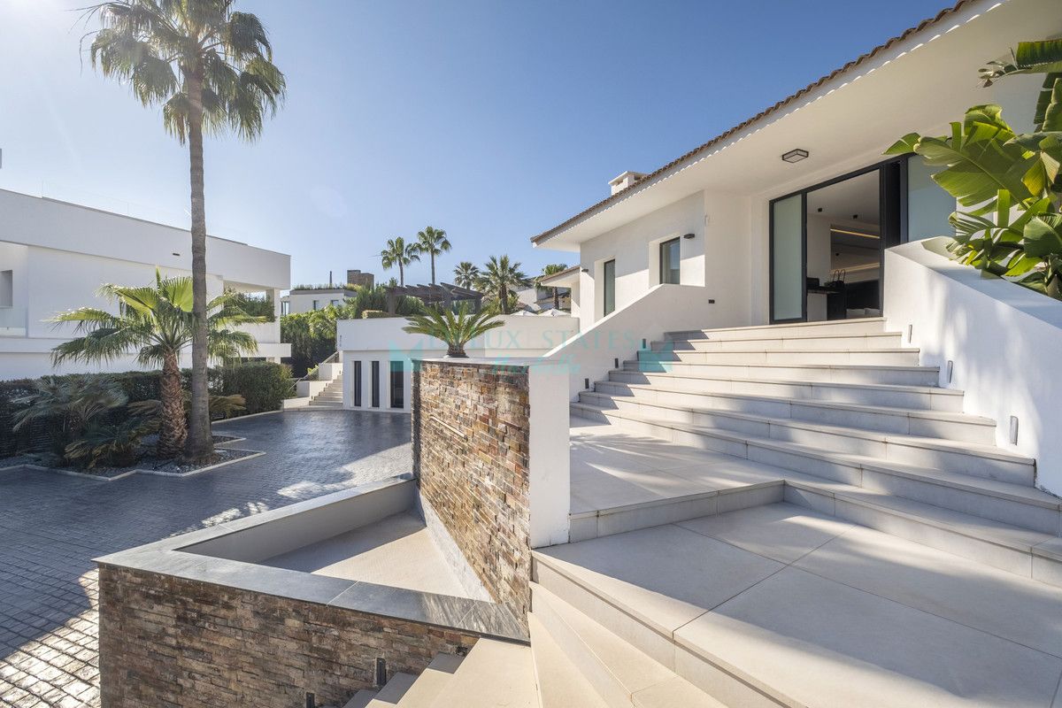 Villa en alquiler en Nueva Andalucia