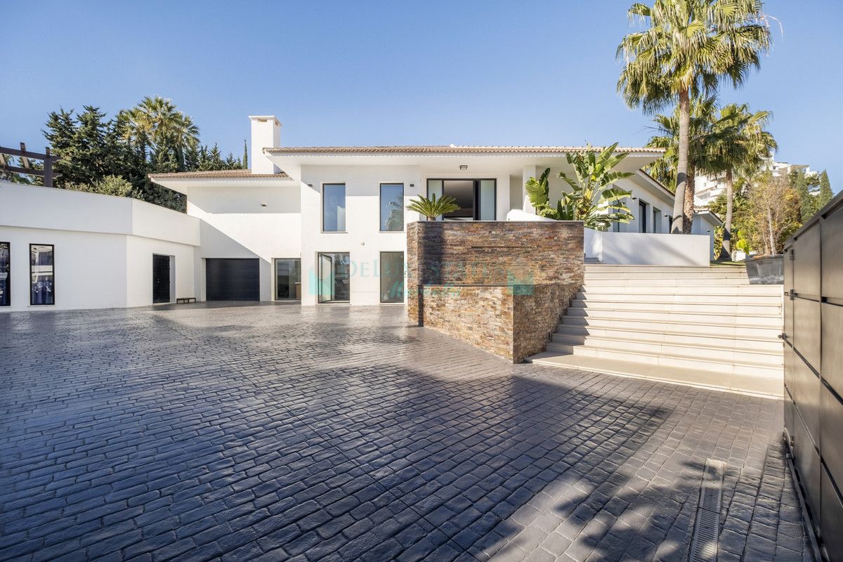 Villa en alquiler en Nueva Andalucia