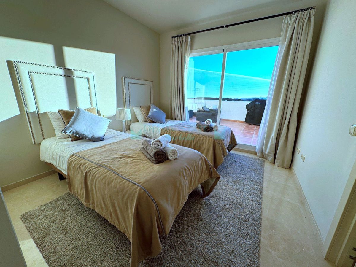 Penthouse for sale in Estepona