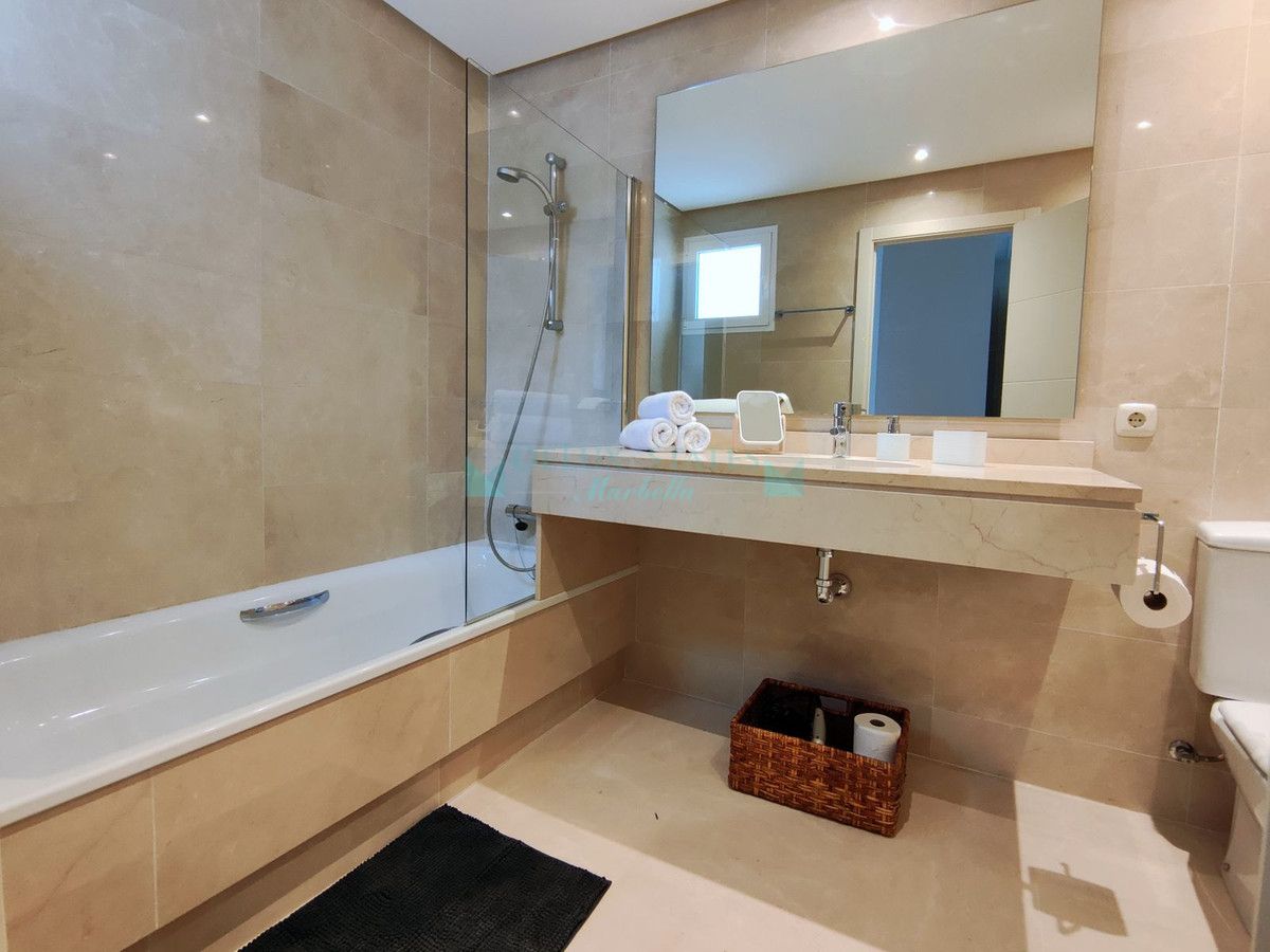 Penthouse for sale in Estepona