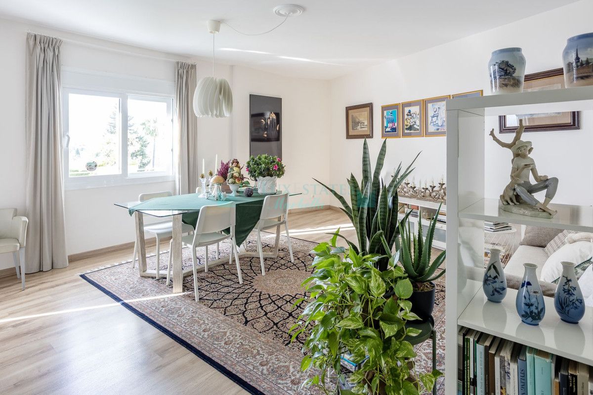 Apartamento en venta en Nueva Andalucia