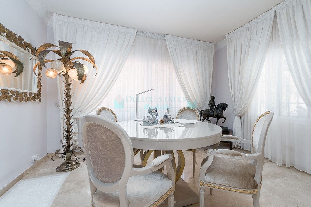 Villa for sale in Marbella