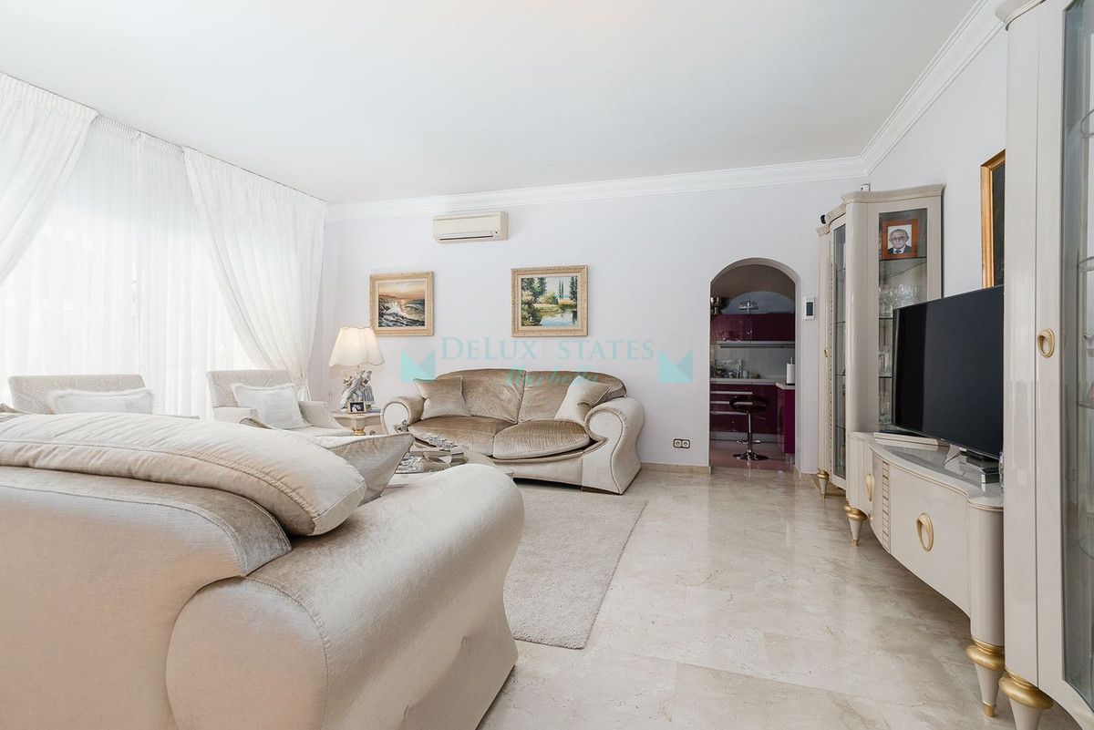 Villa for sale in Marbella