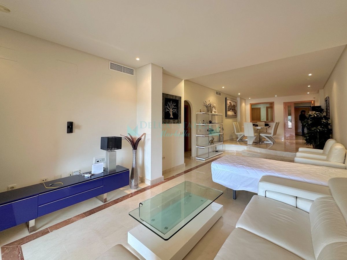 Apartment for sale in Marbella - Puerto Banus