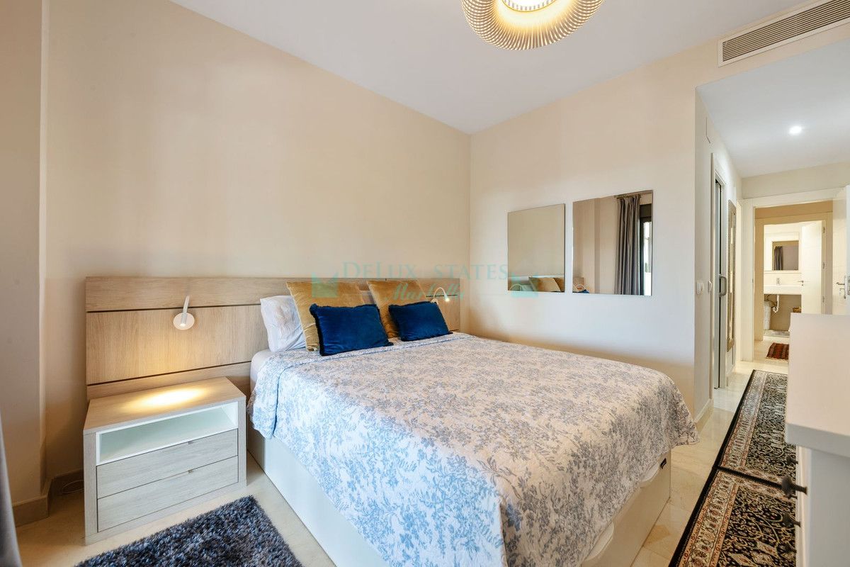 Apartamento en venta en Los Flamingos, Benahavis