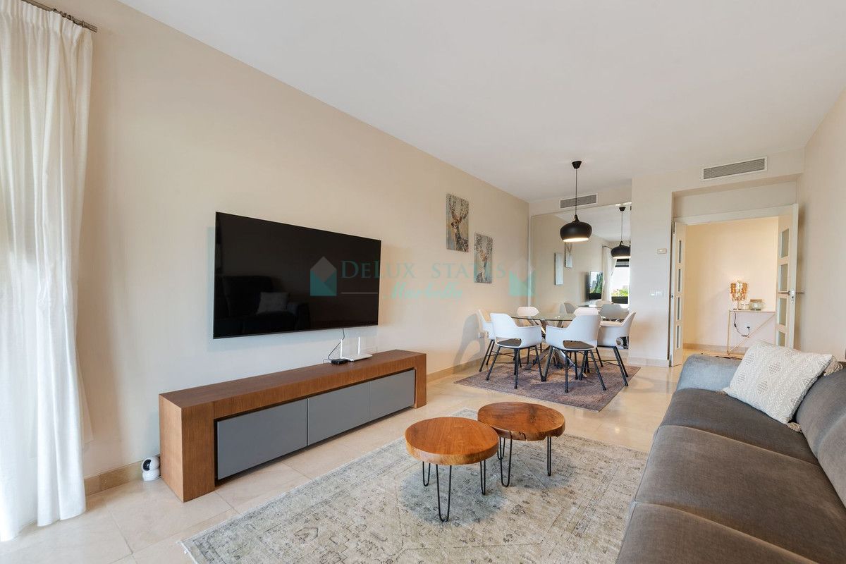 Apartamento en venta en Los Flamingos, Benahavis