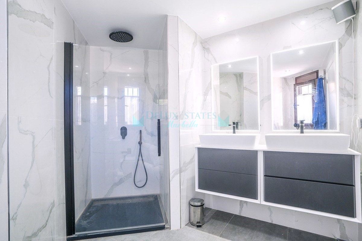 Semi Detached Villa for sale in Marbella Golden Mile