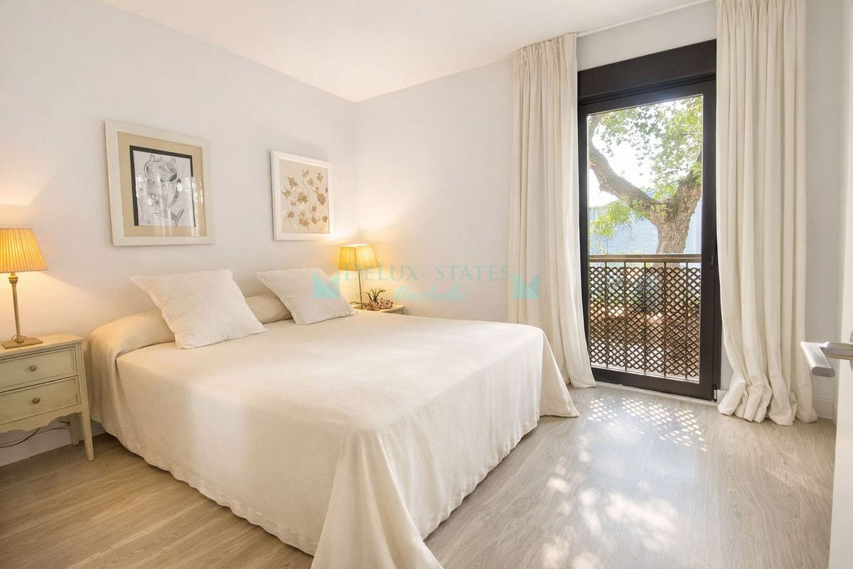 Town House for rent in Elviria, Marbella East