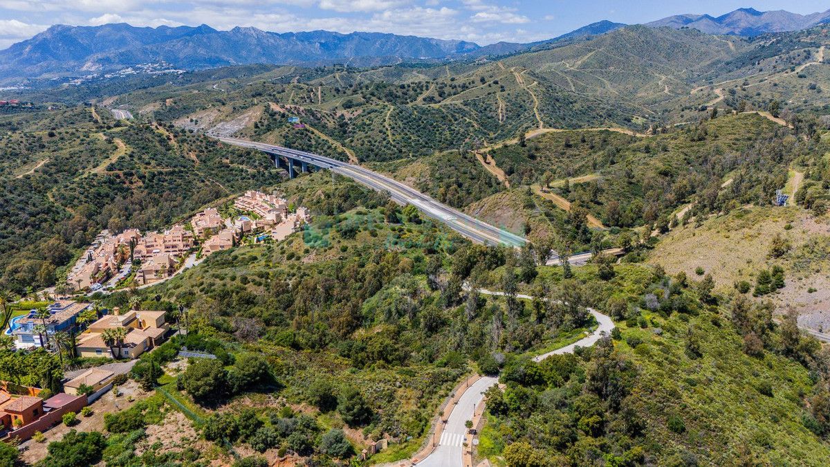 Residential Plot for sale in Elviria, Marbella East