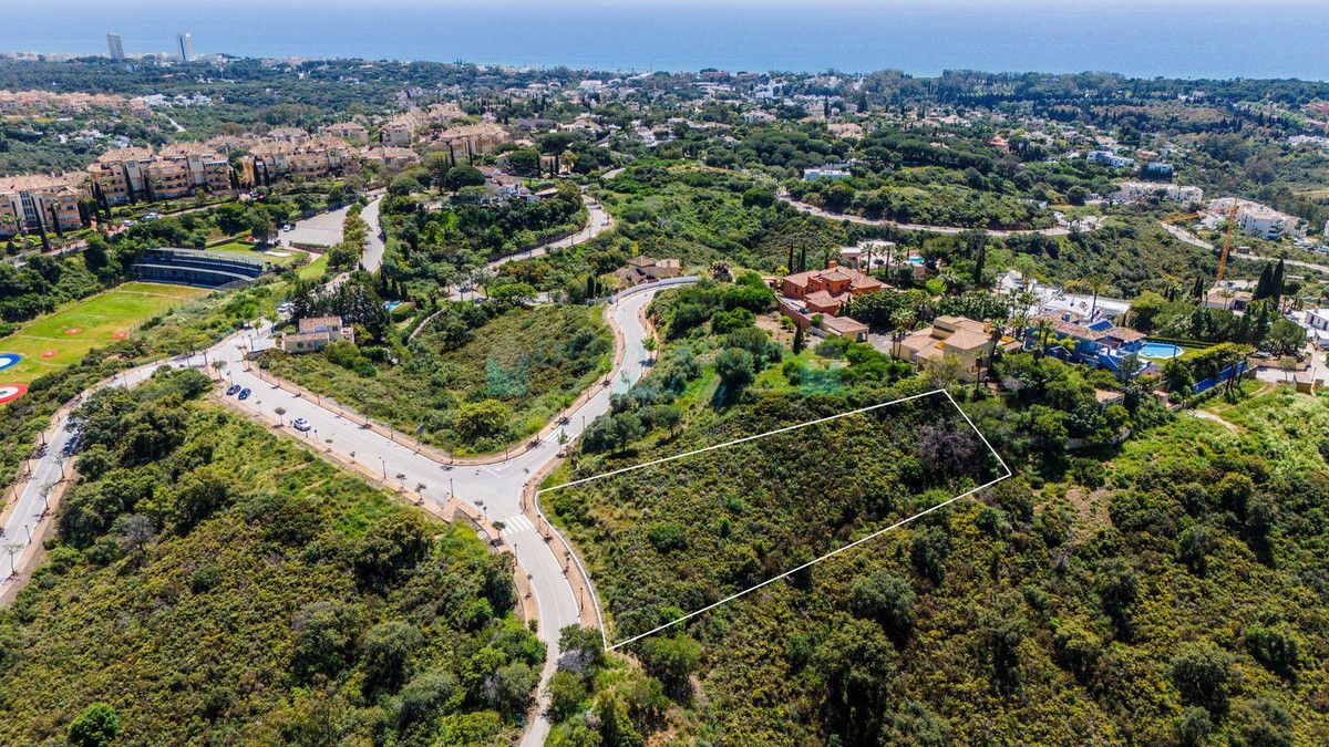 Residential Plot for sale in Elviria, Marbella East