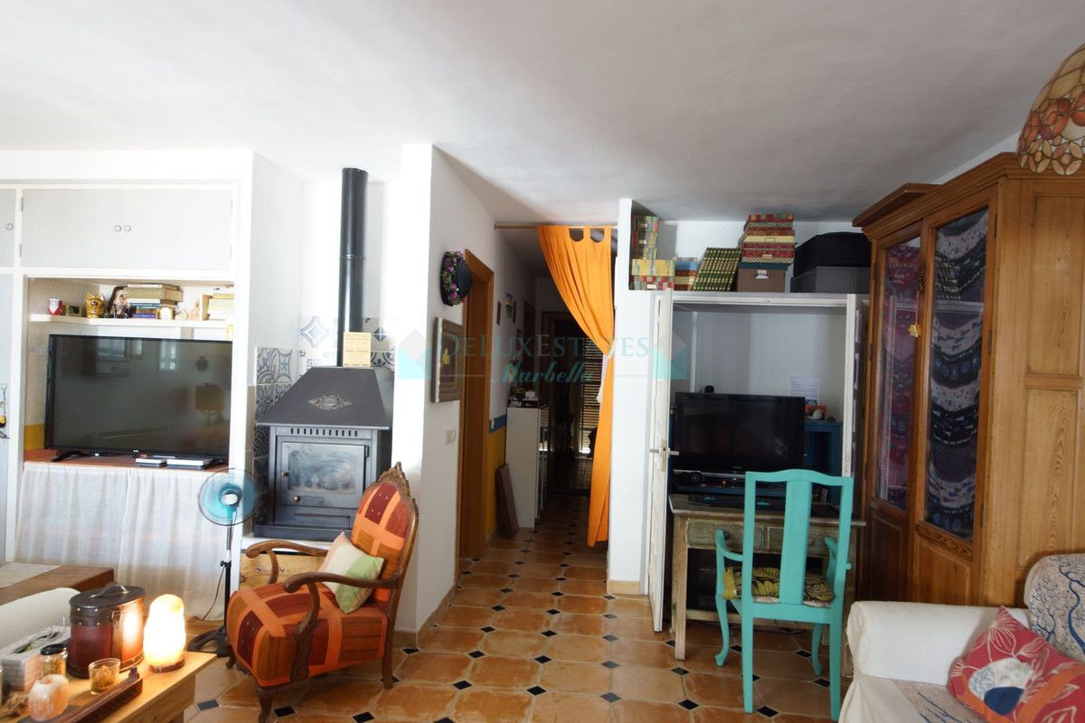 Town House for sale in Nueva Andalucia
