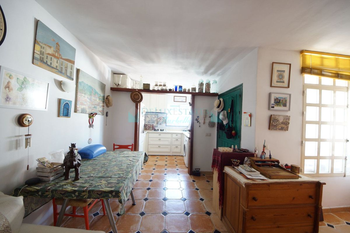 Town House for sale in Nueva Andalucia