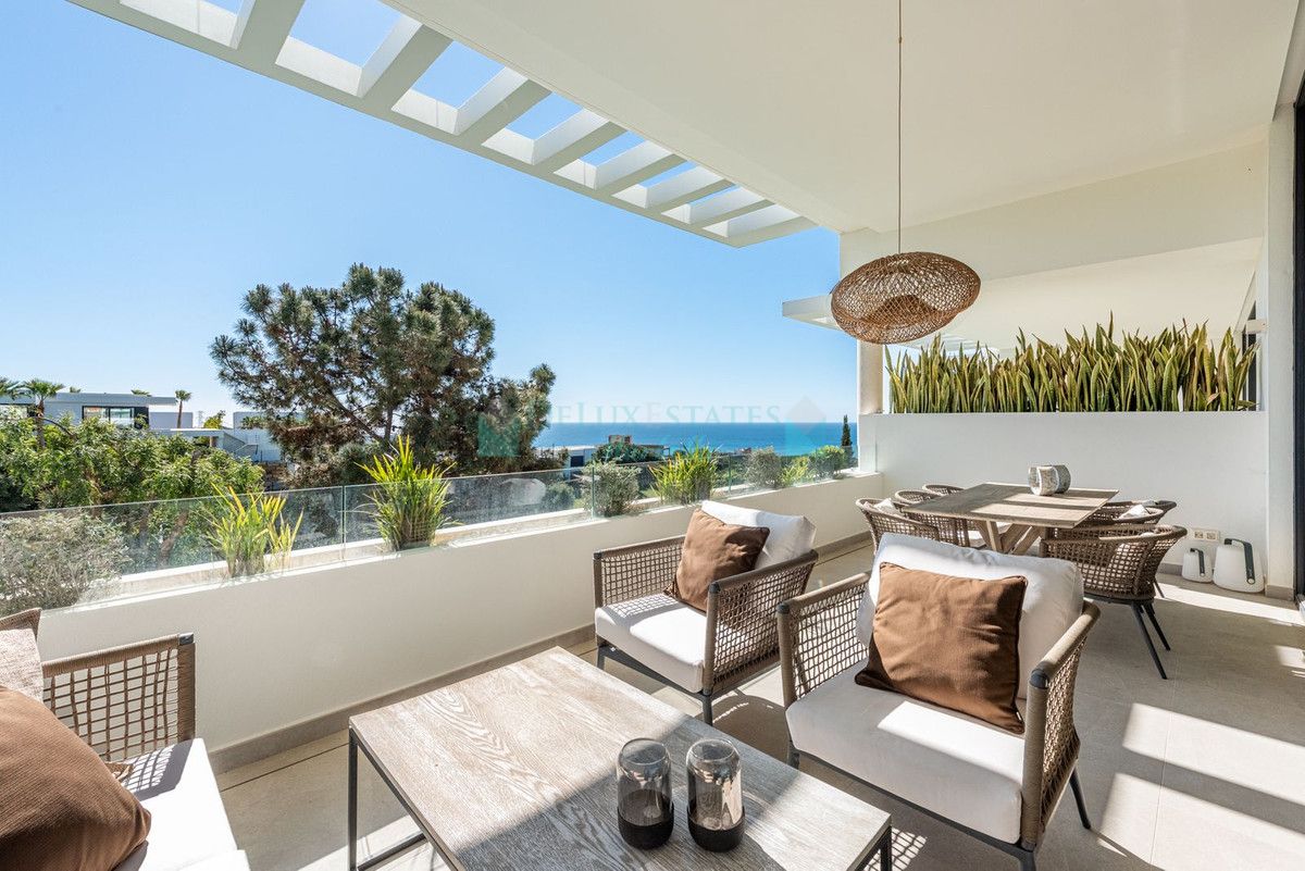 Town House for sale in Cabopino, Marbella East