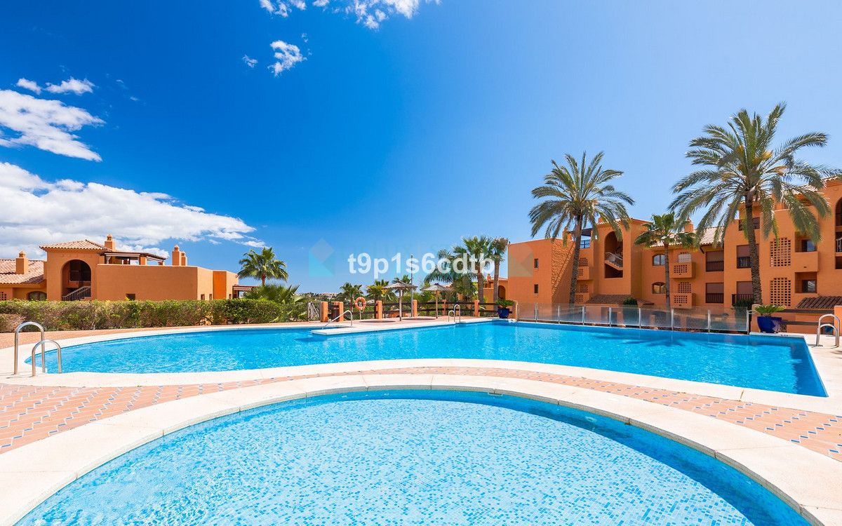 Ground Floor Apartment for sale in Benahavis