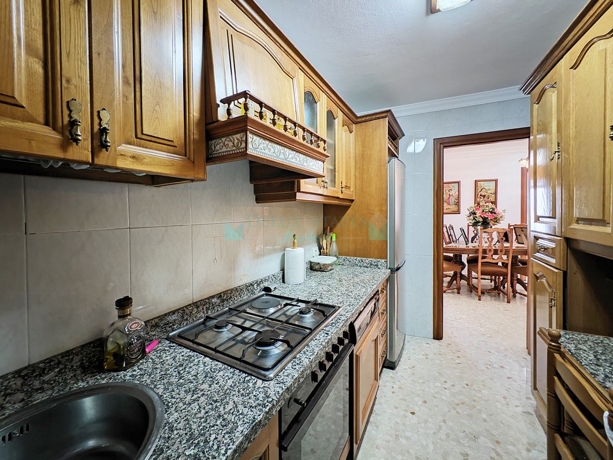 Town House for sale in Estepona