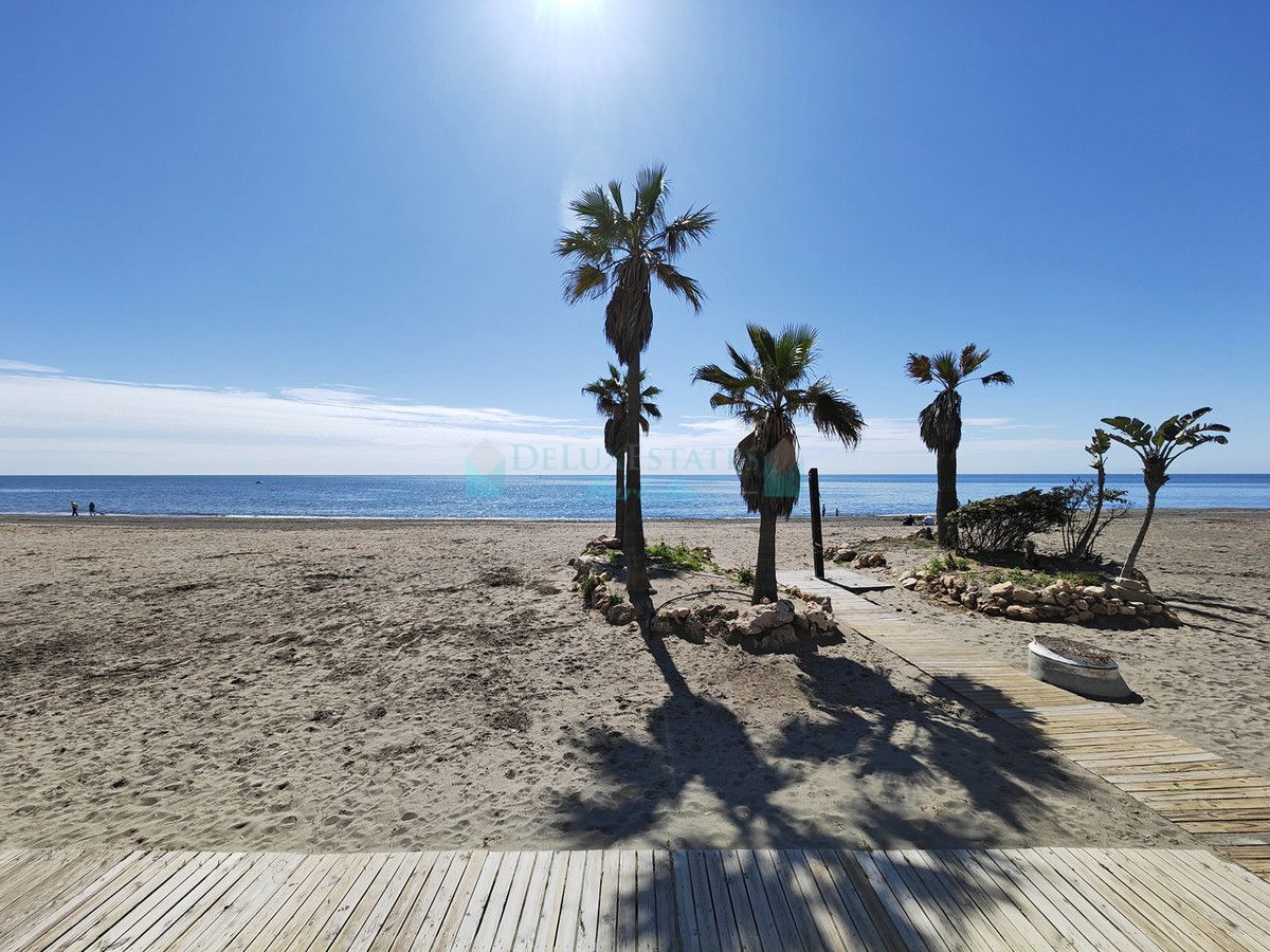 Town House for sale in Estepona