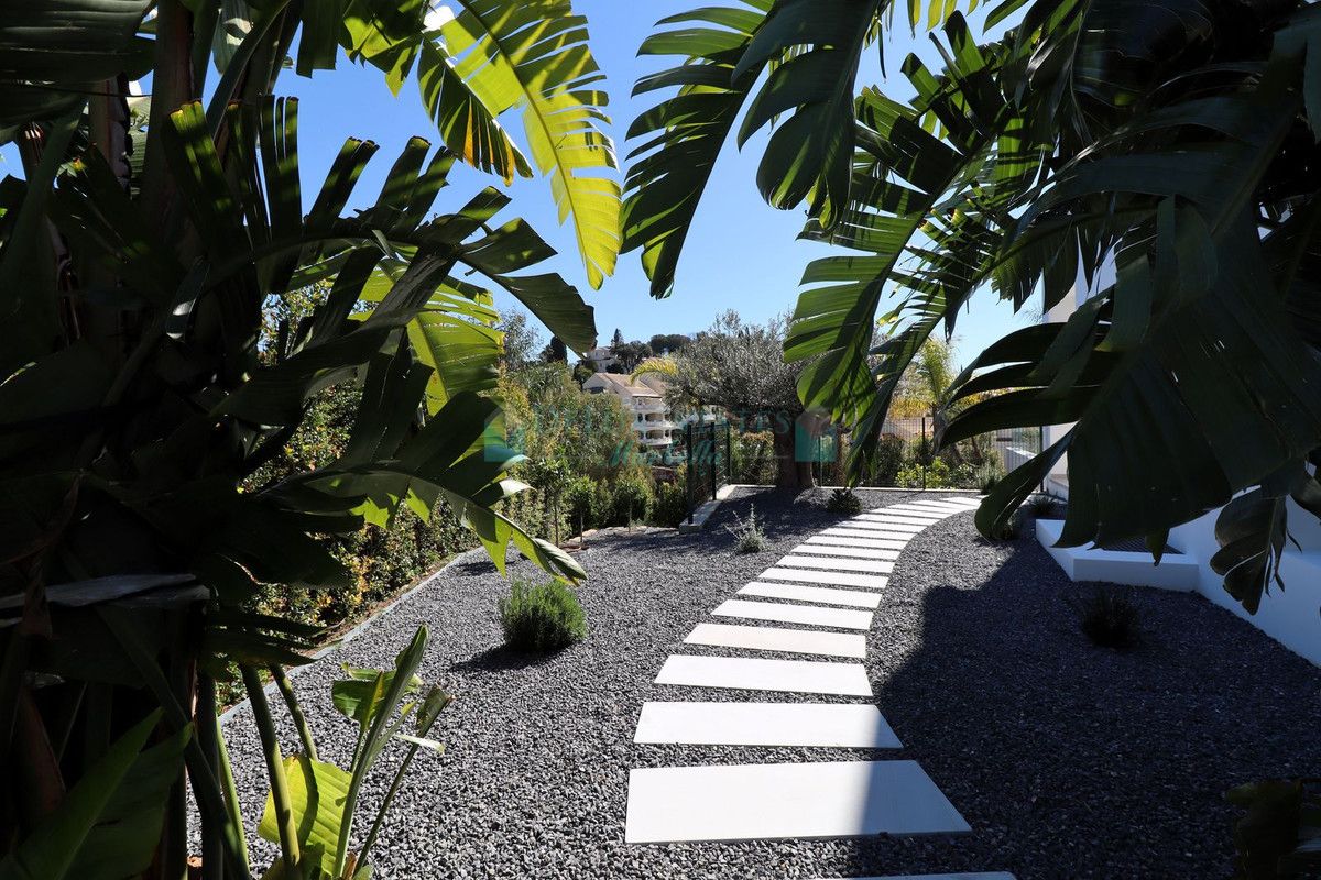 Villa for sale in Elviria, Marbella East