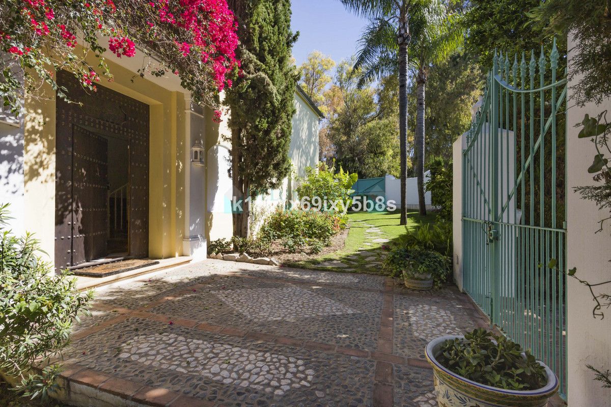 Villa for rent in Marbella