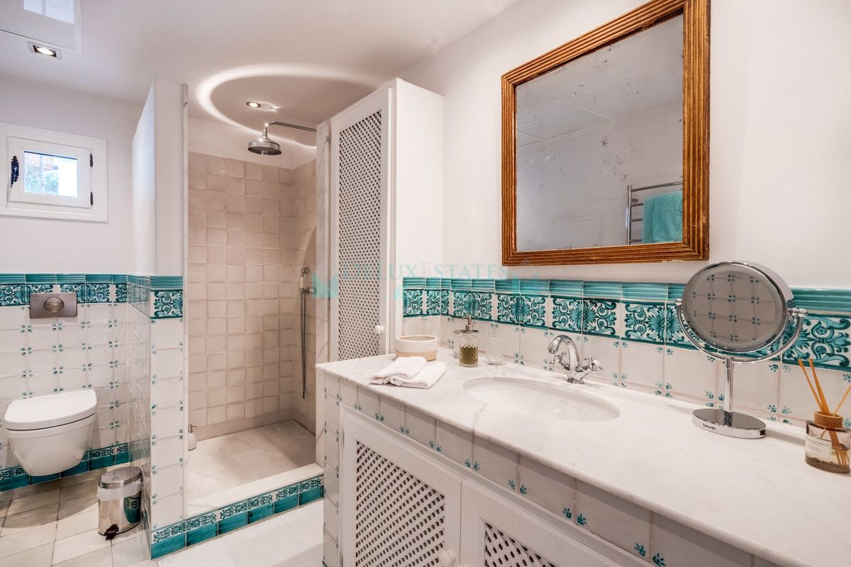 Ground Floor Apartment for sale in La Zagaleta, Benahavis