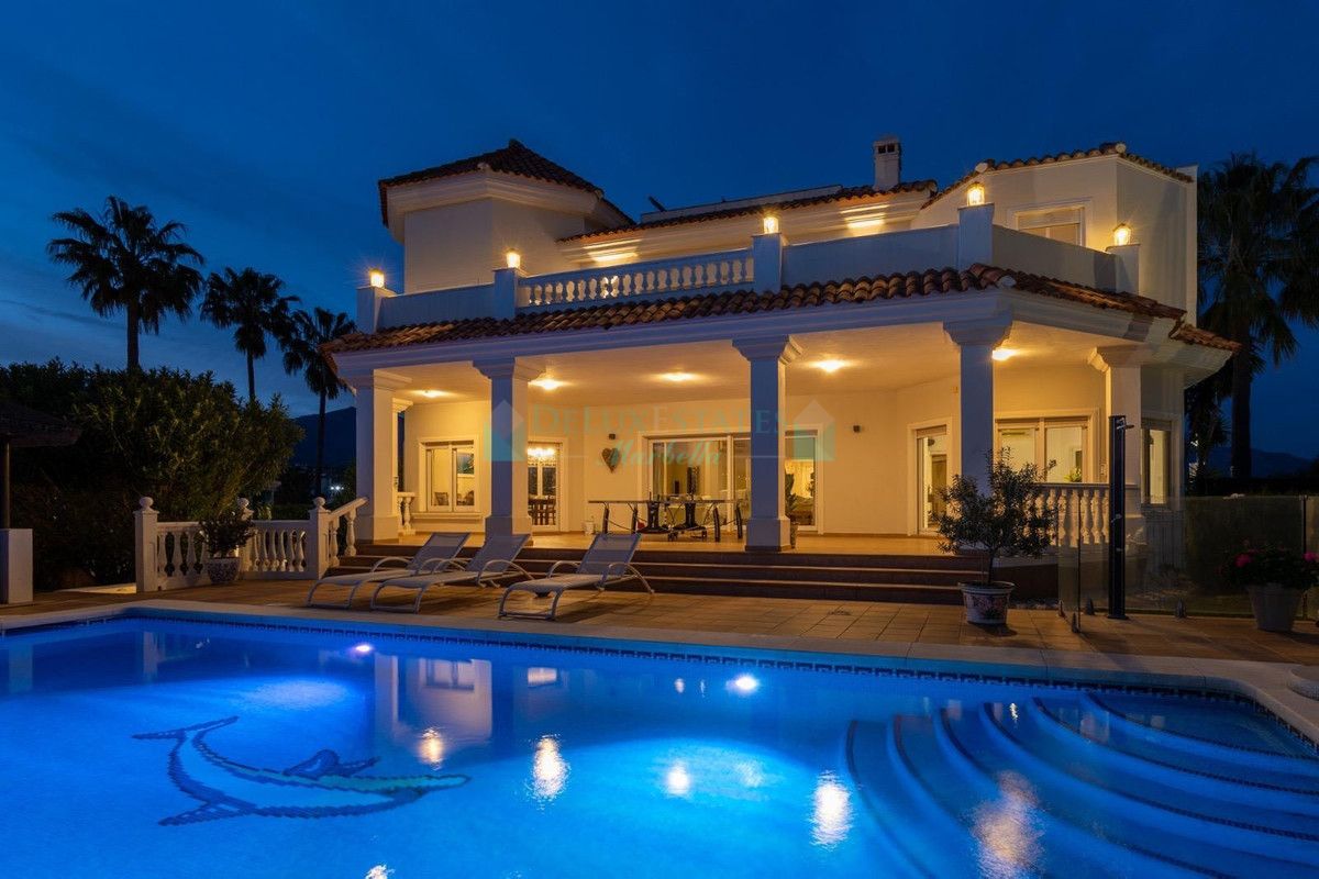 Villa for rent in Benahavis