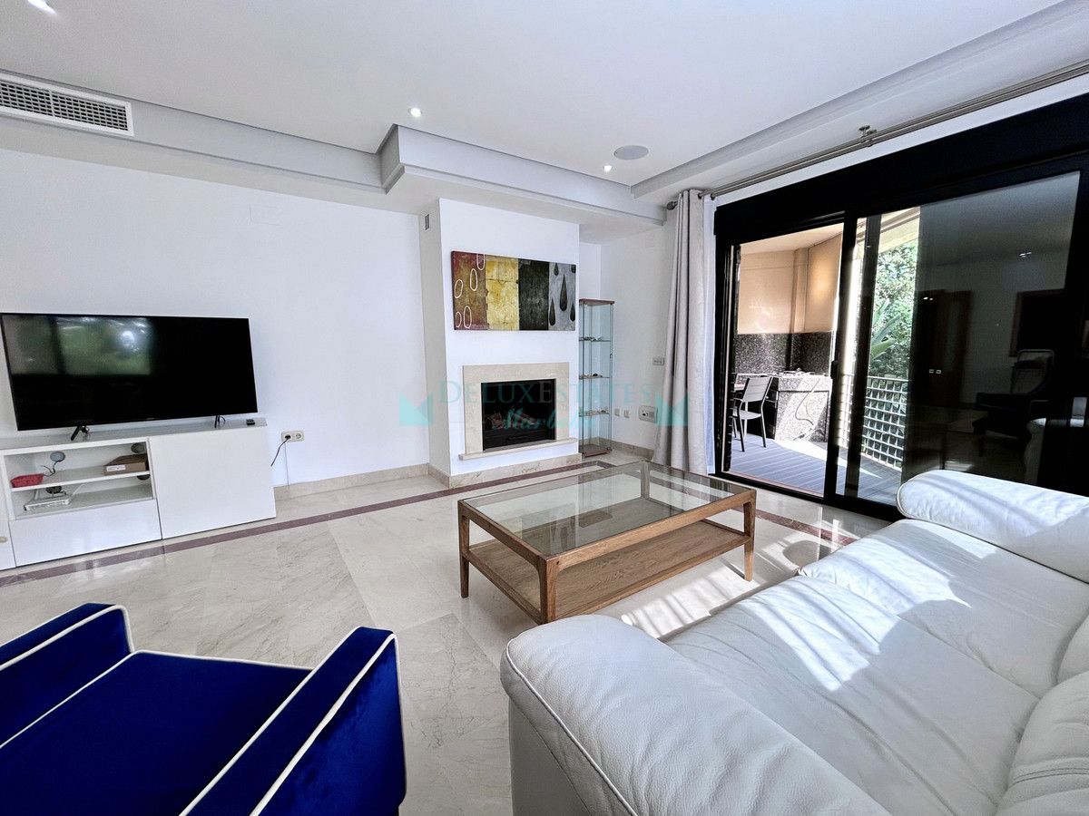 Apartamento en venta en Marbella - Puerto Banus